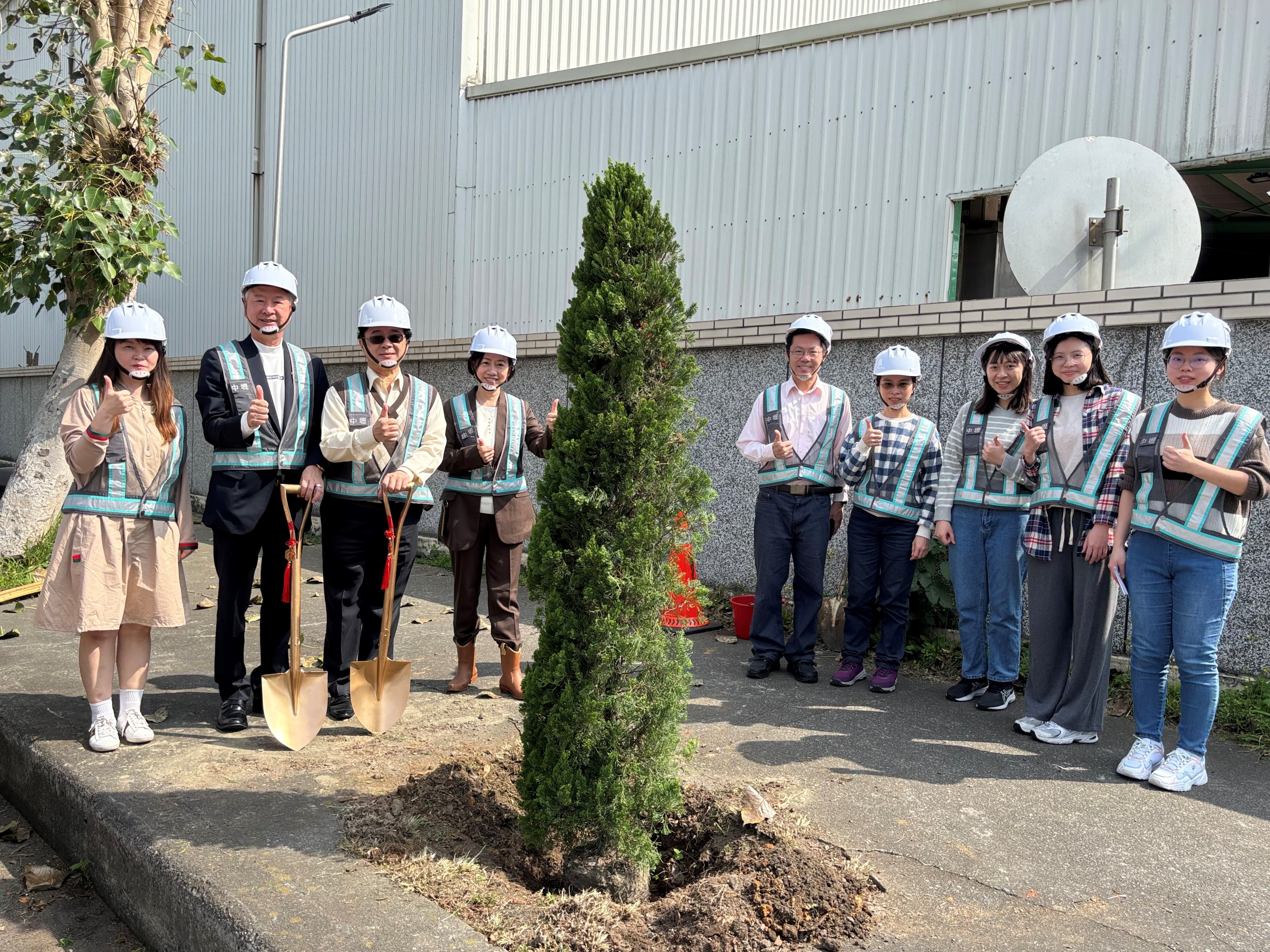 中壢產業園區114年福德正神聖誕千秋文化祭暨植樹活動照片2