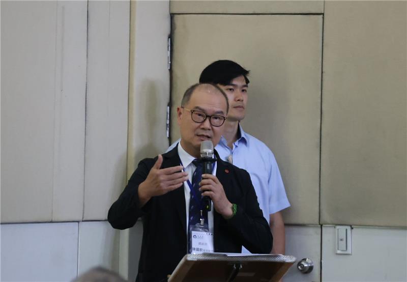 賴總統新北產業園區產業傾聽之旅 秉持臺灣精神再創經濟奇蹟(陳國欽總統府國策顧問表示希望與政府攜手推動紡織產業永續，強化國防實力及產業韌性。)