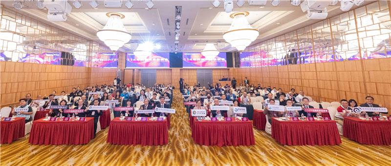 114年園管局招商成果發表會氣氛熱絡全體合影留念