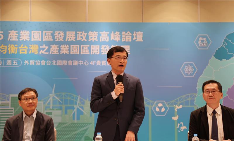 經濟部何政務次長晉滄表示：經濟部將持續強化跨部會協調、協助地方整合資源，打造具創新與韌性的產業生態